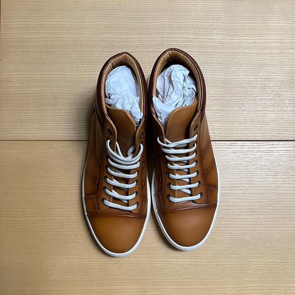 Taft Hightop Sneakers